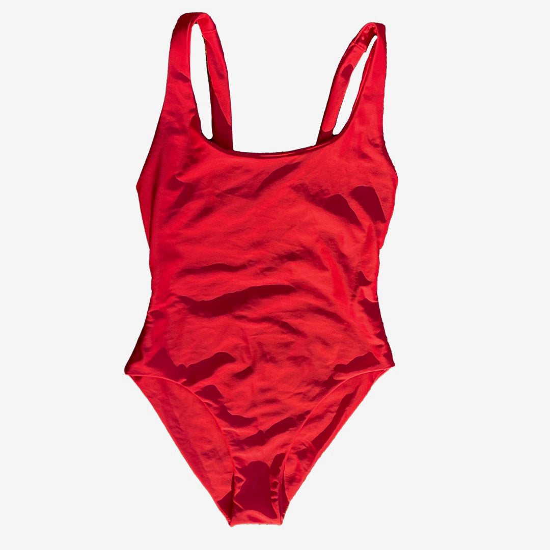 Pamela One Piece - Flamin Red