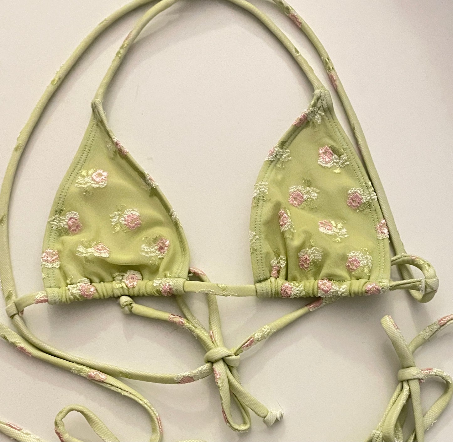 Cindy Lace Cross-Back Bikini Top: Flower Field